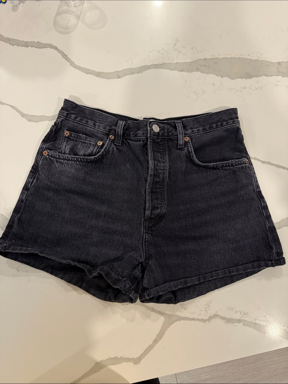 A Agolde Dee High-Waist Denim Shorts - Classic Casual